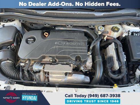 Used 2017 Chevrolet Cruze Premier FWD image 35