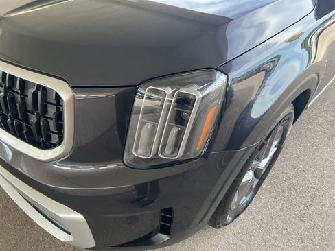 Certified 2025 Kia Telluride LX FWD image 28