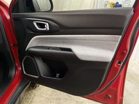 Used 2023 Jeep Compass Latitude w/ Convenience Group image 26