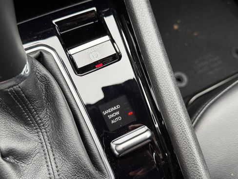 New 2026 Jeep Compass Latitude image 24