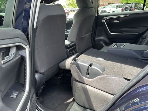 Used 2024 Toyota RAV4 XLE FWD image 25