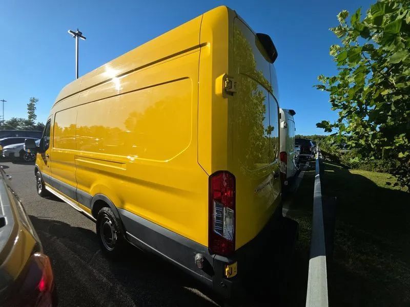 Used 2021 Ford Transit 250 148 High Roof Extended w/ Parcel Delivery Package RWD image 2
