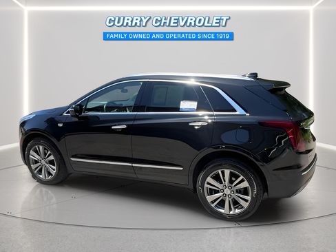 Used 2022 Cadillac XT5 Premium Luxury w/ Technology Package AWD/4WD image 10