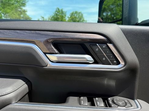 New 2026 Chevrolet Silverado 2500 LTZ w/ LTZ Convenience Package AWD/4WD image 29