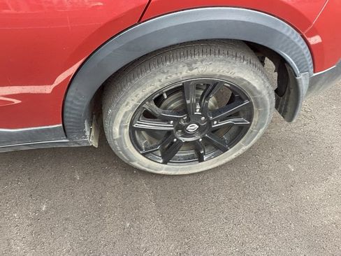 Used 2020 Nissan Kicks SR FWD image 14