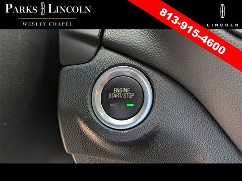 Used 2019 Chevrolet Equinox LT image 29