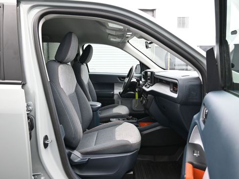 Used 2022 Ford Maverick XLT w/ Equipment Group 300A Standard image 12