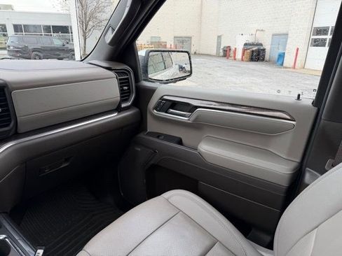 Used 2023 Chevrolet Silverado 1500 LTZ w/ LTZ Premium Package image 21