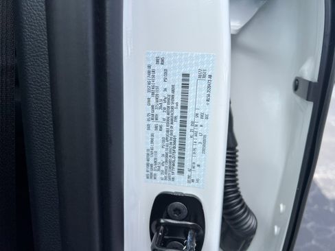 New 2025 Ford F150 Lariat w/ Equipment Group 501A Mid image 18