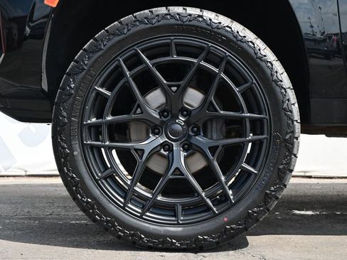 Used 2021 Chevrolet Tahoe Z71 image 7