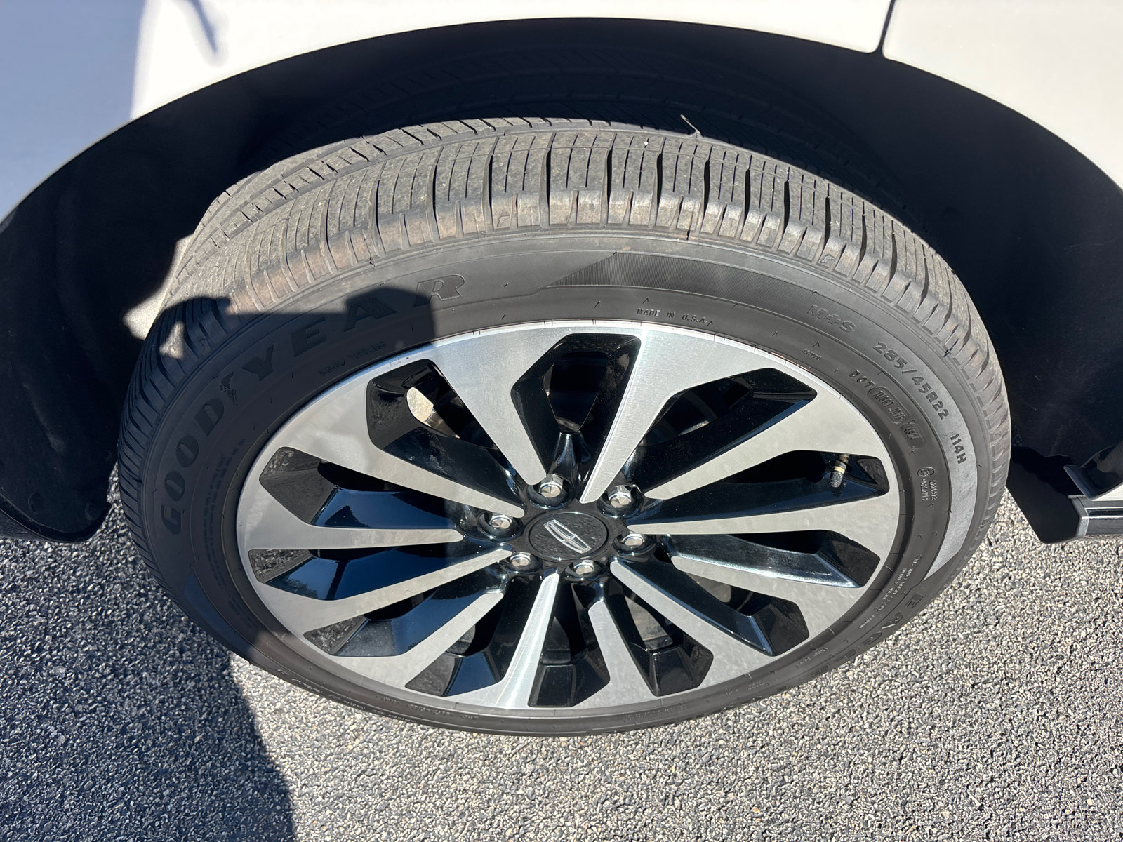 Certified 2022 Lincoln Navigator Reserve AWD/4WD image 10