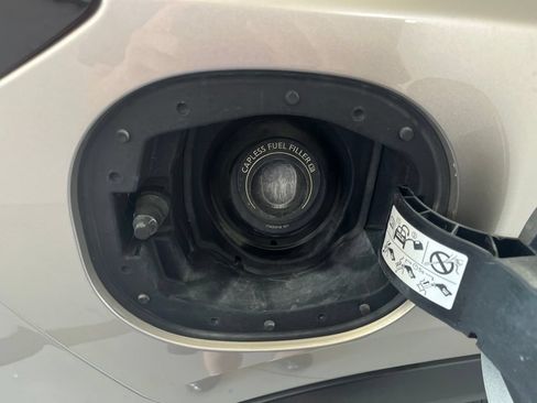 Used 2021 Nissan Rogue SL w/ Premium Package AWD/4WD image 46
