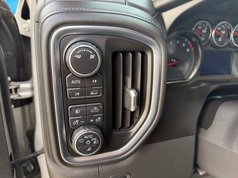 Used 2019 Chevrolet Silverado 1500 LTZ w/ LTZ Plus Package AWD/4WD image 16