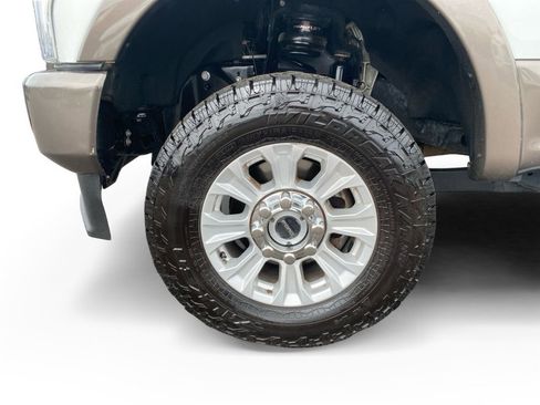 Used 2022 Ford F250 King Ranch AWD/4WD image 9