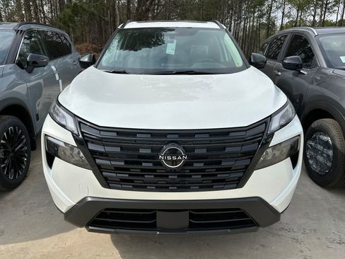 New 2026 Nissan Rogue SV image 2