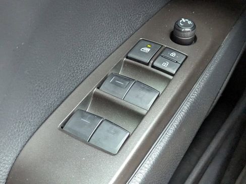 Used 2022 Toyota Camry SE FWD image 26