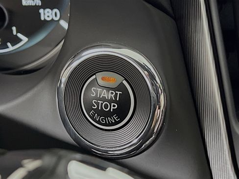 Used 2022 INFINITI Q60 3.0t Luxe w/ Essential Package image 23