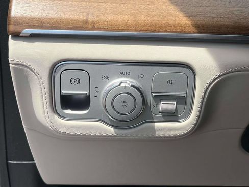Used 2021 Mercedes-Benz GLE 53 AMG 4MATIC image 28