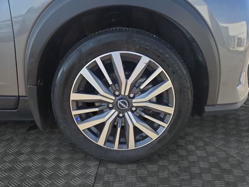 Used 2024 Nissan Kicks SV image 34