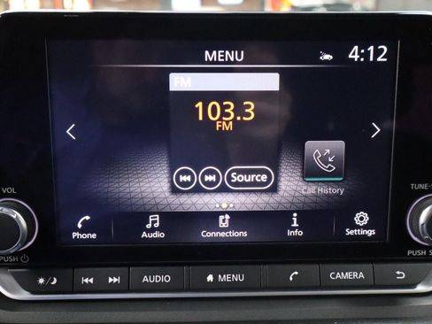 Used 2024 Nissan Rogue SV AWD/4WD image 15