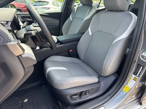 Used 2026 Toyota Camry SE w/ Convenience Package AWD/4WD image 7