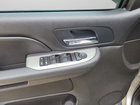 Used 2008 Chevrolet Avalanche LS image 10