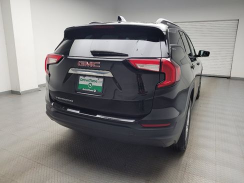 Used 2023 GMC Terrain SLE w/ Driver Convenience Package FWD image 7
