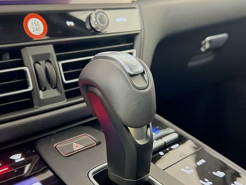 New 2026 Porsche Macan S image 19