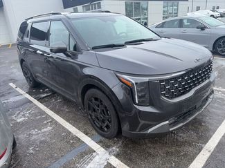 Used 2025 Kia Carnival SX Prestige video 1