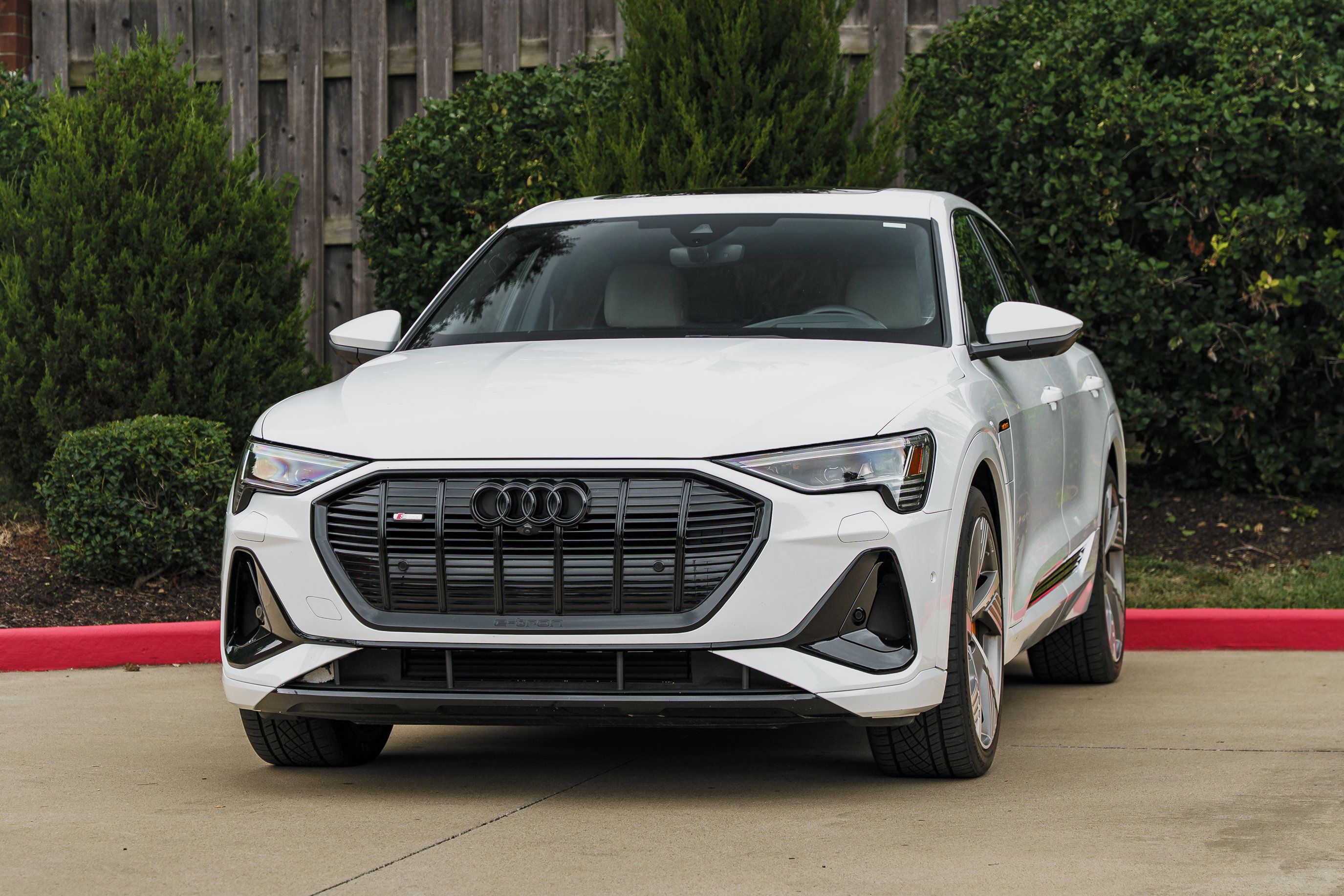 Used 2023 Audi e-tron Prestige w/ Prestige Package AWD/4WD image 5