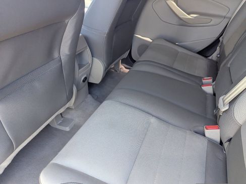 Used 2016 Ford Escape SE FWD image 14