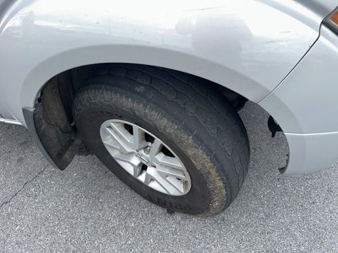 Used 2019 Nissan Frontier SV w/ Value Truck Package image 12