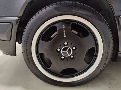 Used 1995 Mercedes-Benz E 320 Convertible image 24