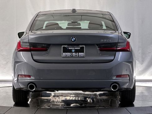 Used 2025 BMW 330i Sedan w/ Convenience Package RWD image 9