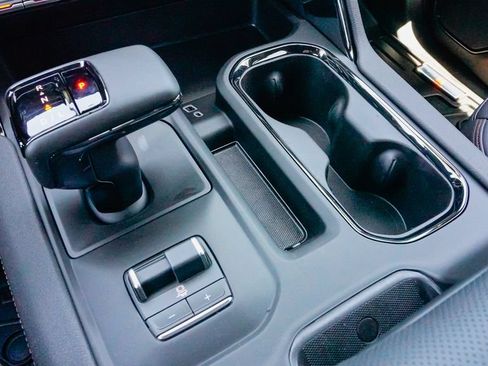 New 2026 GMC Sierra 1500 AT4 w/ AT4 Premium Package AWD/4WD image 19