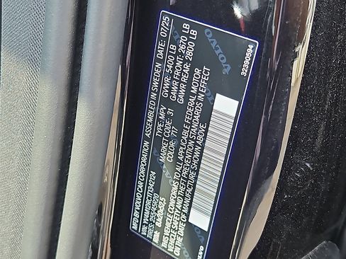 New 2026 Volvo XC60 B5 Plus w/ Protection Package Premier AWD/4WD image 20