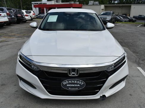Used 2019 Honda Accord LX image 3