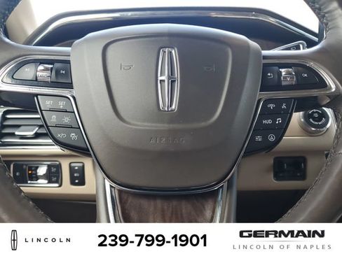 Certified 2022 Lincoln Navigator Reserve AWD/4WD image 24