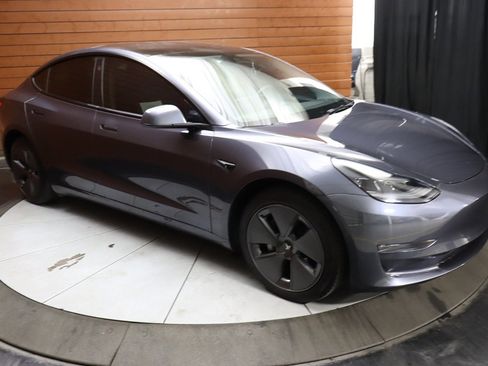 Used 2022 Tesla Model 3 Long Range image 7