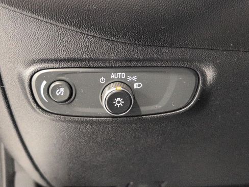 Used 2019 Chevrolet Equinox LT AWD/4WD image 10