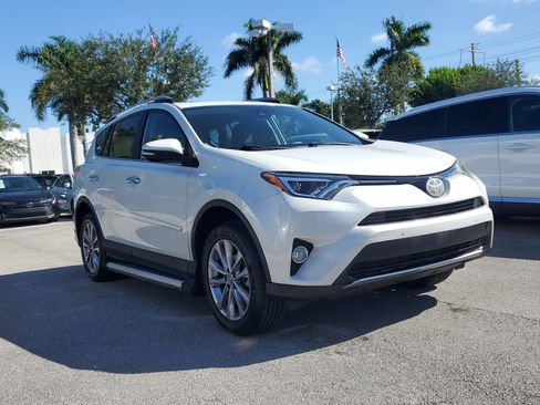 Used 2017 Toyota RAV4 Limited image 27