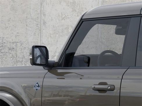 New 2025 Ford Bronco Outer Banks image 22