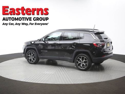 Used 2025 Jeep Compass Limited AWD/4WD image 58