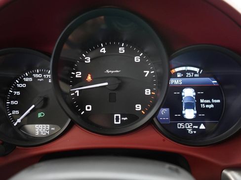 Used 2020 Porsche 718 Boxster Spyder RWD image 82