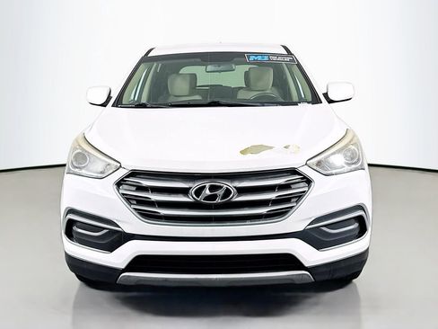Used 2018 Hyundai Santa Fe Sport FWD image 2