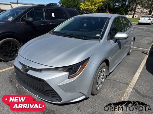 Used 2026 Toyota Corolla LE FWD image 9