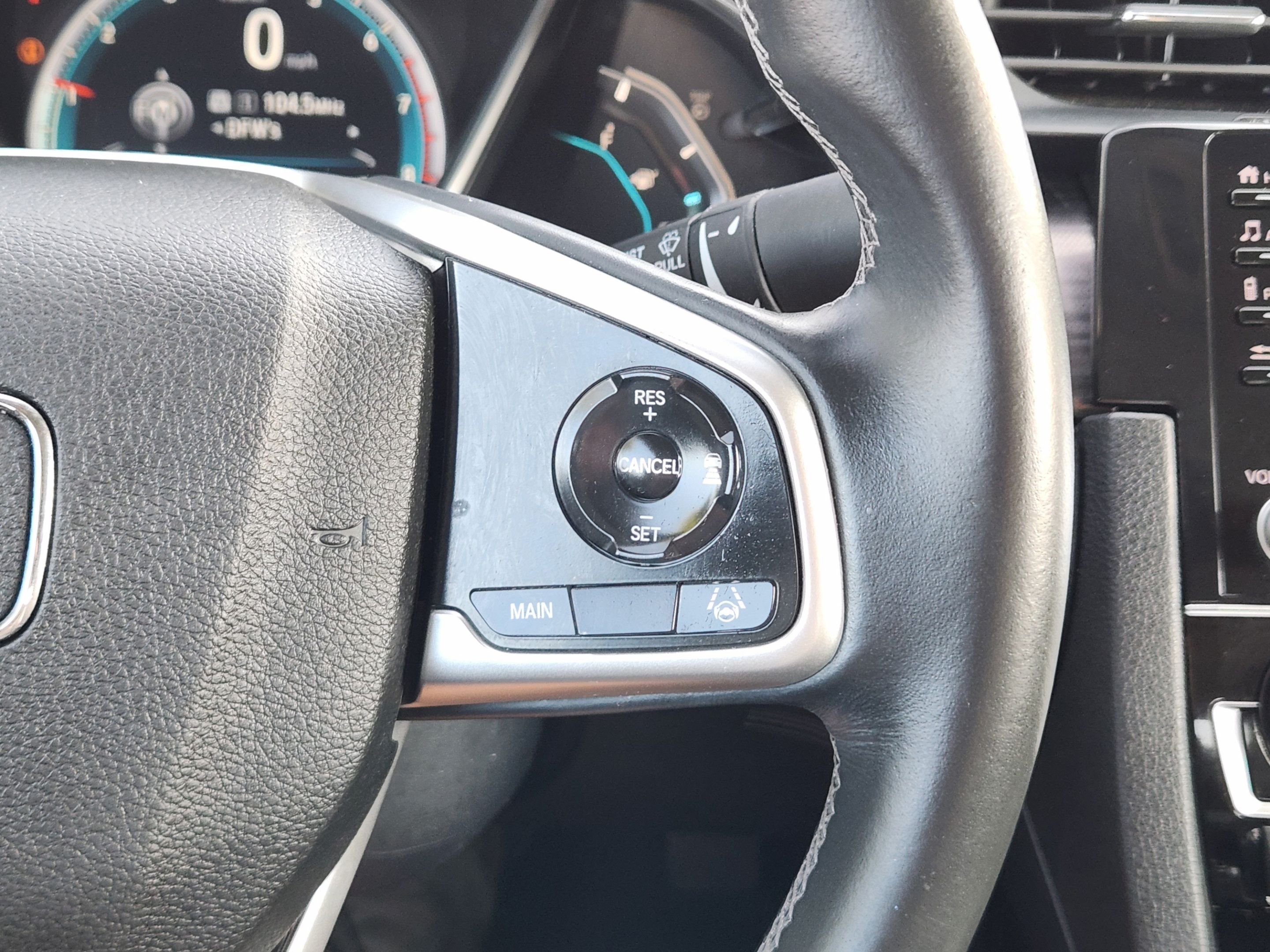 Used 2020 Honda Civic EX-L image 25