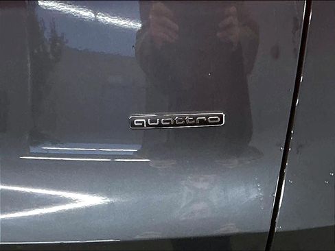 Used 2025 Audi Q5 Premium Plus w/ Premium Plus image 11