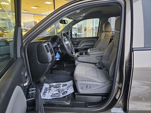 Used 2015 Chevrolet Silverado 2500 W/T w/ WT Fleet Convenience Package image 19