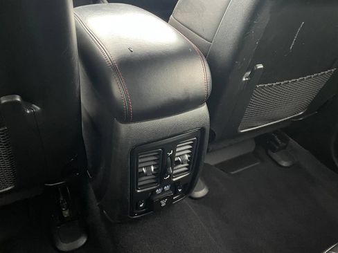 Used 2024 Dodge Durango GT AWD/4WD image 28